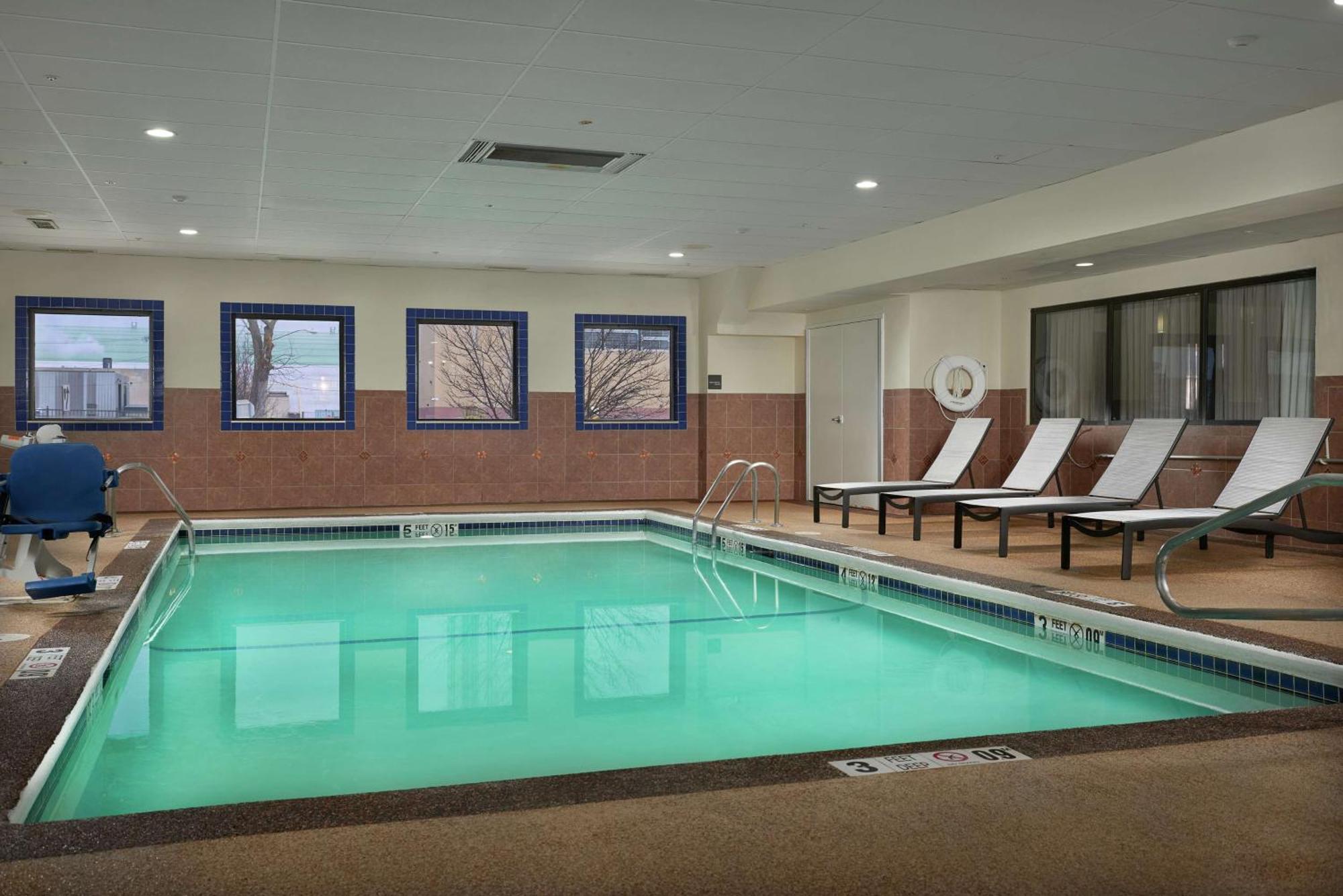 Hampton Inn Ниагарски водопад Екстериор снимка